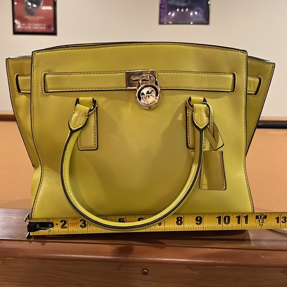 Michael Kors purse - Hamilton Traveler (NWT) - Picture 14 of 15